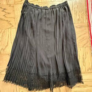 Club Monaco Pleated Black Lined Skirt - Size 10